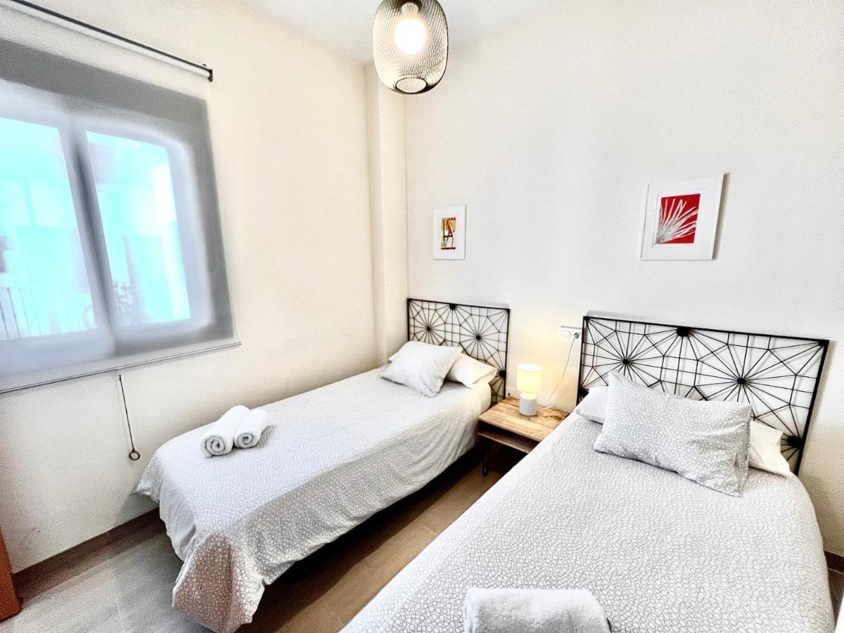 Teodosio Apartment Free Parking & Central Ac Севилья Экстерьер фото
