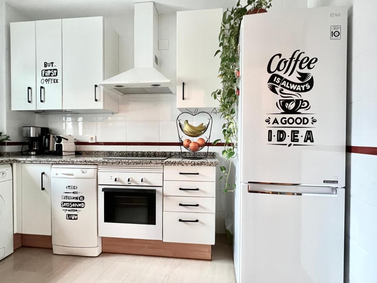 Teodosio Apartment Free Parking & Central Ac Севилья Экстерьер фото