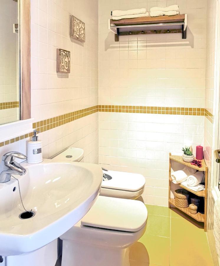 Teodosio Apartment Free Parking & Central Ac Севилья Экстерьер фото