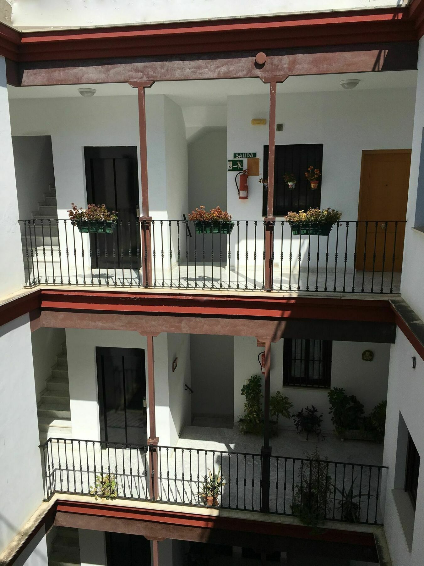 Teodosio Apartment Free Parking & Central Ac Севилья Экстерьер фото