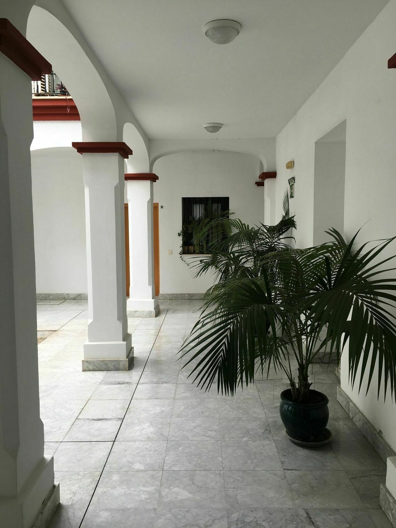 Teodosio Apartment Free Parking & Central Ac Севилья Экстерьер фото