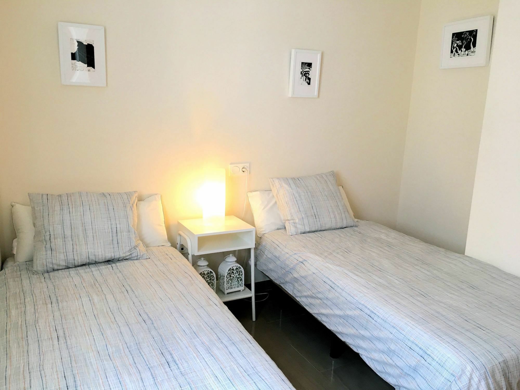 Teodosio Apartment Free Parking & Central Ac Севилья Экстерьер фото