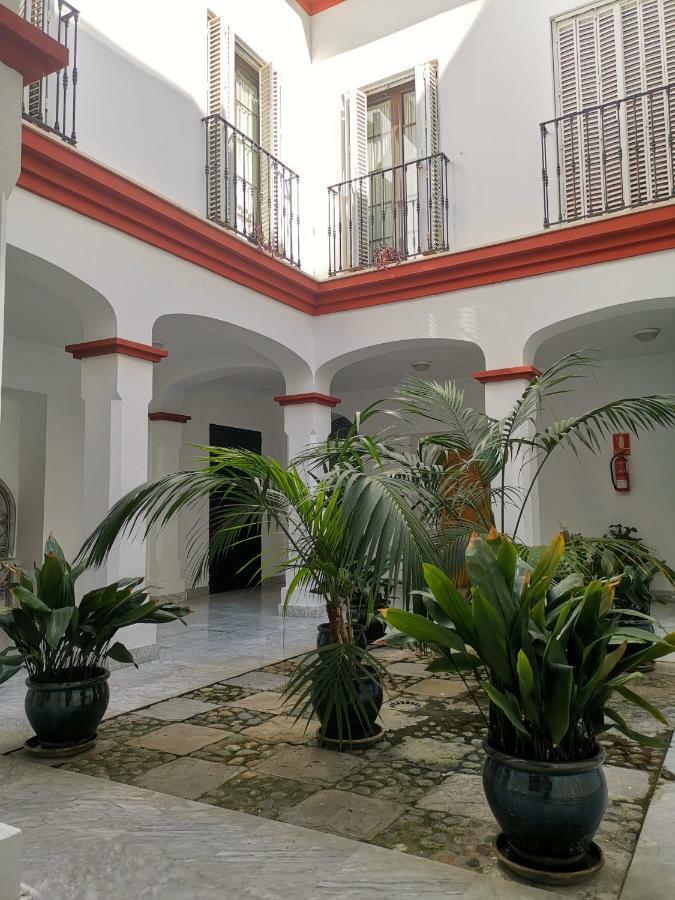 Teodosio Apartment Free Parking & Central Ac Севилья Экстерьер фото